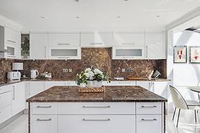 Mayfair House