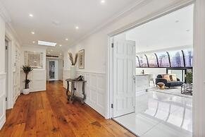 Mayfair House