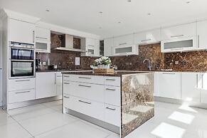 Mayfair House
