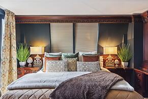 Mayfair House