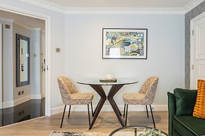 Mayfair House