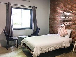 Nokhook House Trang - Hostel