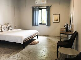Nokhook House Trang - Hostel