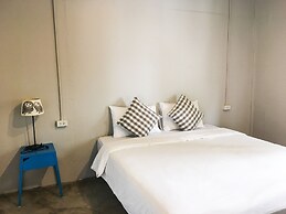 Nokhook House Trang - Hostel