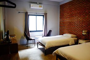 Nokhook House Trang - Hostel