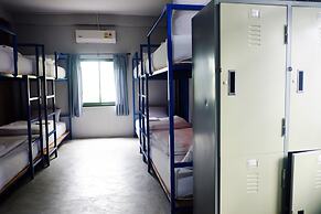 Nokhook House Trang - Hostel