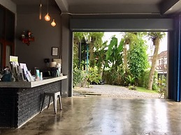 Nokhook House Trang - Hostel