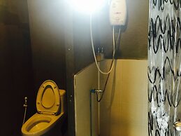 Nokhook House Trang - Hostel