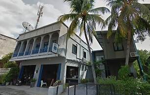 Nokhook House Trang - Hostel