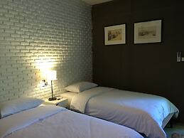 Nokhook House Trang - Hostel