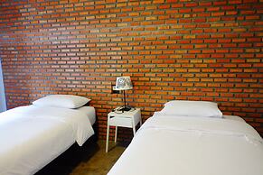 Nokhook House Trang - Hostel