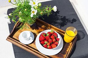 Kare No Apartments by Sitges Group