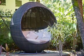 Living Hotel