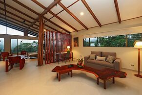 Arenal Observatory Lodge & Trails