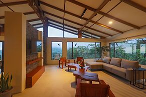 Arenal Observatory Lodge & Trails