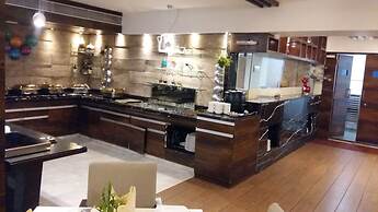 Pride Biznotel Vadodara