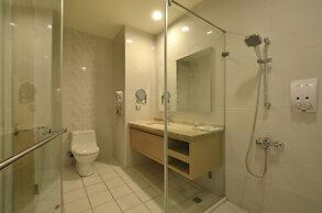 Ever Delightful Business Hotel