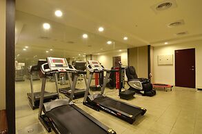Ever Delightful Business Hotel