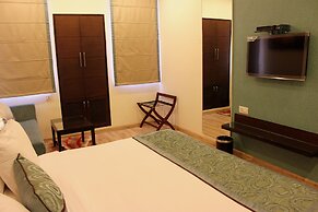 Hotel Amrapali Grand