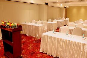 Hotel Amrapali Grand