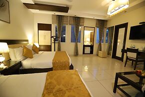 Hotel Amrapali Grand