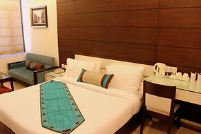 Hotel Amrapali Grand