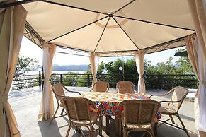 Discovery Island Resort