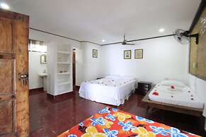 Discovery Island Resort