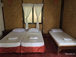 Discovery Island Resort