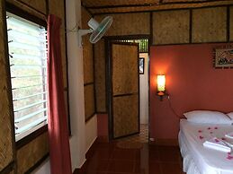 Discovery Island Resort