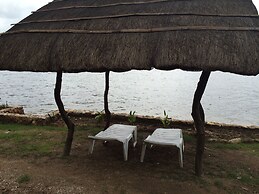 Discovery Island Resort