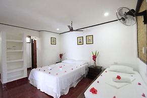 Discovery Island Resort