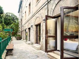 Mercure Danang French Village Bana Hills