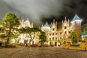 Mercure Danang French Village Bana Hills