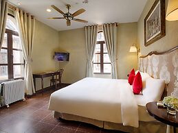 Mercure Danang French Village Bana Hills