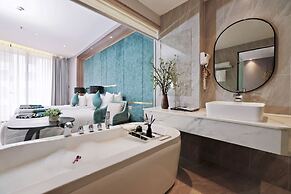 Cicilia Hotels & Spa Danang