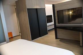 M1 Hotel North Point