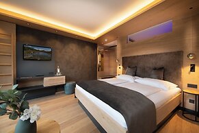 Hotel Alpina