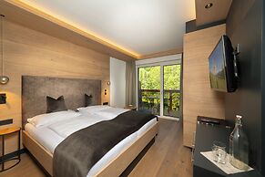 Hotel Alpina