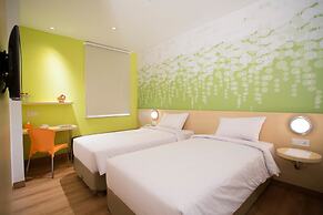Zest Jemursari by Swiss-Belhotel International