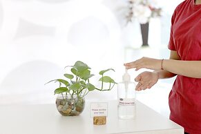 Zest Jemursari by Swiss-Belhotel International