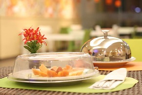 Zest Jemursari by Swiss-Belhotel International