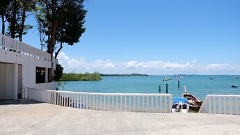 Arawan Beach Resort Krabi