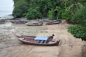 Arawan Beach Resort Krabi