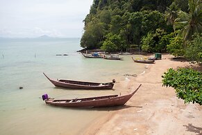 Arawan Beach Resort Krabi