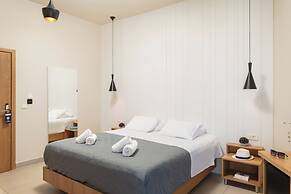 Elia Agia Marina Hotel