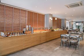 Elia Agia Marina Hotel