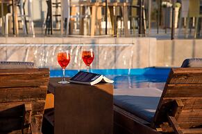 Elia Agia Marina Hotel