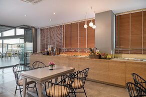 Elia Agia Marina Hotel