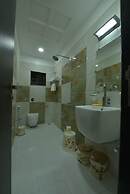 Hotel J P International